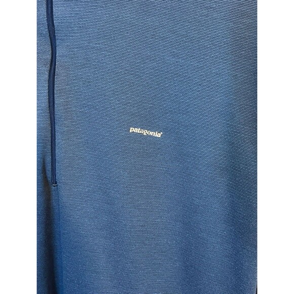 Patagonia Mens XL Blue Long Sleeve 1/4 Zip Pullover Performance Shirt - Picture 2 of 4